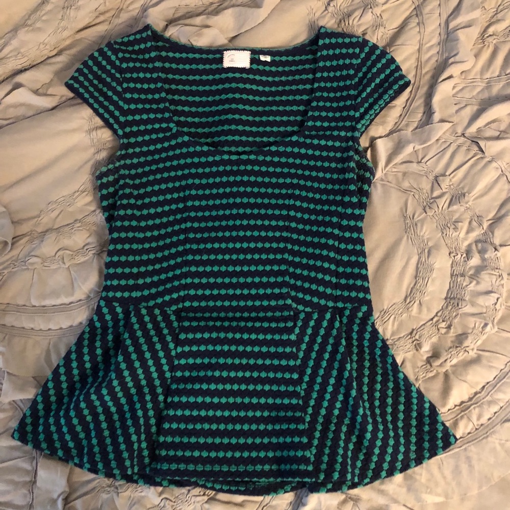 Anthro green and navy top